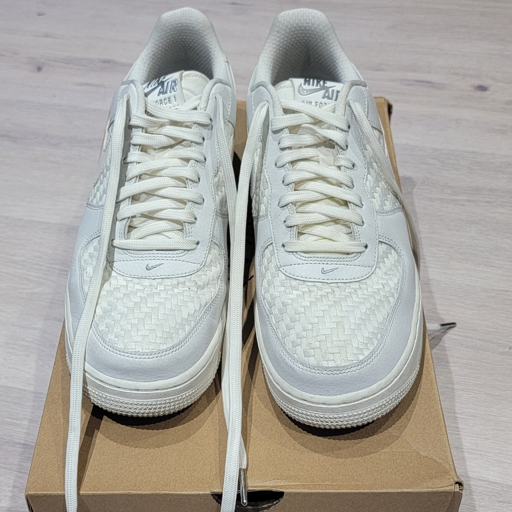 Nike Air Force 1 LV8 Summit White AF1 Size 10.5